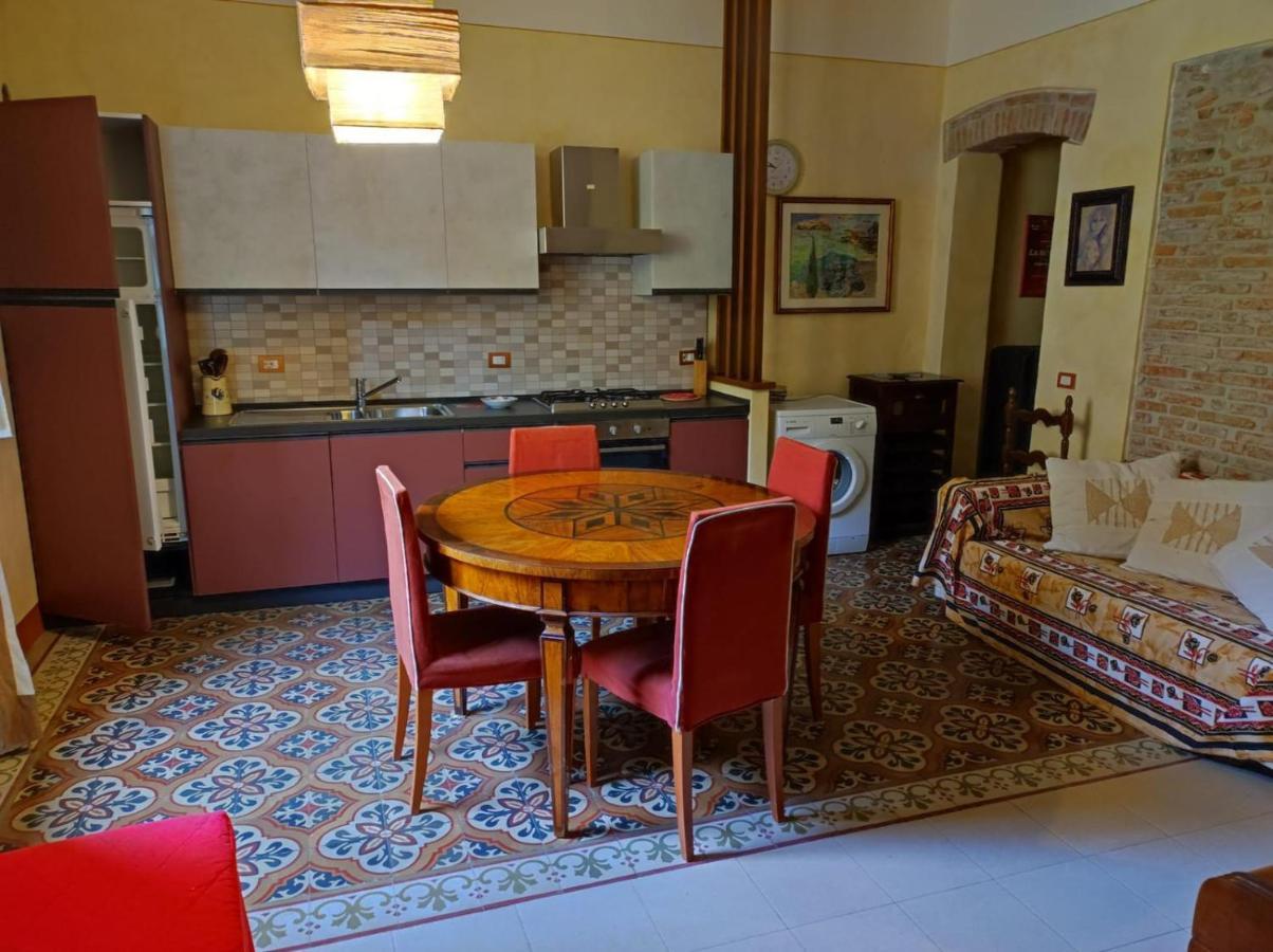 Boccherini'S Home Ad Un Passo Dal Duomo Di לוקה מראה חיצוני תמונה